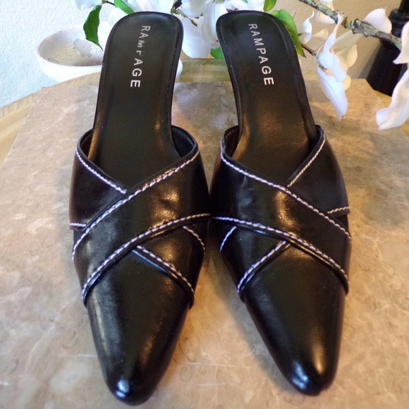 rampage cora pointed toe flat